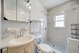 119-53 230th St, Cambria Heights, NY 11411 - Photo 20