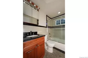 4 Richland Blvd, Brightwaters, NY 11718 - Photo 8