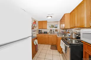 495 Windmill Ave, West Babylon, NY 11704 - Photo 16