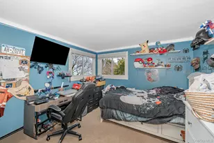 495 Windmill Ave, West Babylon, NY 11704 - Photo 18