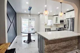 2082 Pitman Ave, Bronx, NY 10466 - Photo 30
