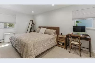39 Marlin Lane, Port Washington, NY 11050 - Photo 12