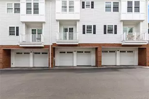 902 Mill Creek N, Roslyn, NY 11576 - Photo 28