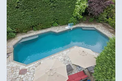 263 Corona Avenue, Pelham, NY 10803 - Photo 36