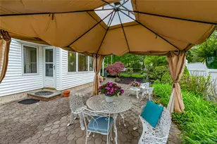 32 Dressler Rd, Greenlawn, NY 11740 - Photo 40