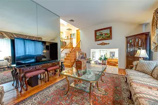 32 Dressler Rd, Greenlawn, NY 11740 - Photo 26