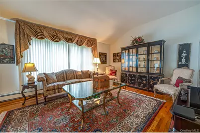 32 Dressler Road, Greenlawn, NY 11740 - Photo 24
