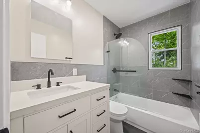 45 N Perkins Avenue, Elmsford, NY 10523 - Photo 18