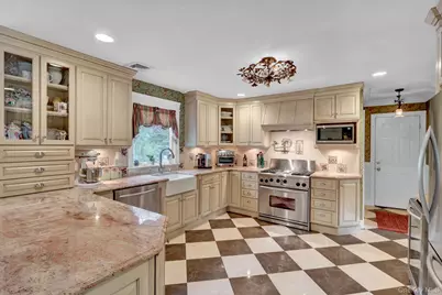 5 Merlin Lane, East Setauket, NY 11733 - Photo 20