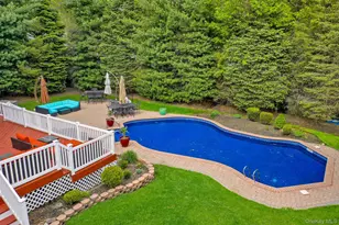 5 Merlin Ln, East Setauket, NY 11733 - Photo 42