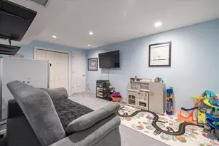 15 Franklin Pl, Oceanside, NY 11572 - Photo 14