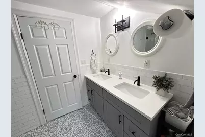 324 Hayward Avenue, Fleetwood, NY 10552 - Photo 14