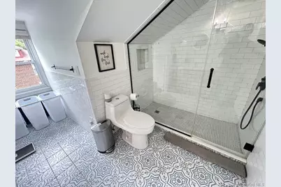 324 Hayward Avenue, Fleetwood, NY 10552 - Photo 16