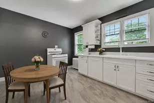 189 D Edgewater Park, Bronx, NY 10465 - Photo 10
