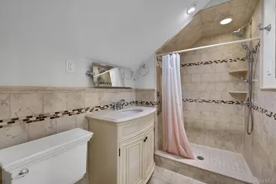189D Edgewater Park #D, Bronx, NY 10465 - Photo 18