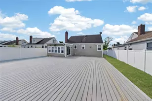 18 President St, Freeport, NY 11520 - Photo 26