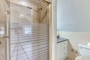 70 Sycamore Ln, Levittown, NY 11756 - Photo 10