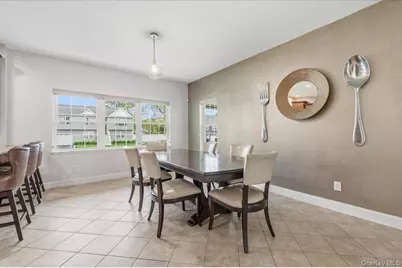 8 Manhattan Avenue, Centereach, NY 11720 - Photo 8