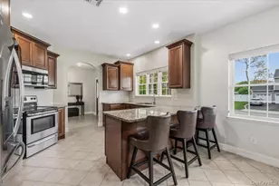 8 Manhattan Ave, Centereach, NY 11720 - Photo 12