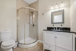 8 Manhattan Ave, Centereach, NY 11720 - Photo 30