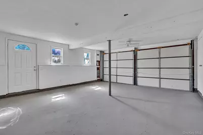 335 Babylon Street, Islip Terrace, NY 11752 - Photo 22