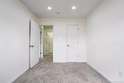 33 Marc Street, New York, NY 10314 - Photo 22