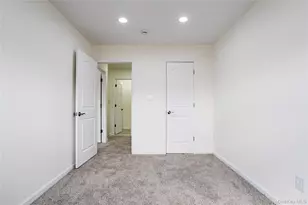 33 Marc St, New York, NY 10314 - Photo 22