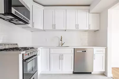 33 Marc Street, New York, NY 10314 - Photo 12
