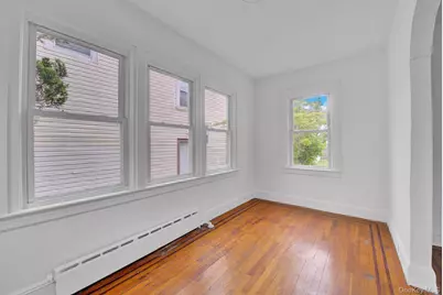 234 Sycamore Street, West Hempstead, NY 11552 - Photo 4