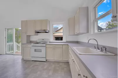 234 Sycamore Street, West Hempstead, NY 11552 - Photo 8