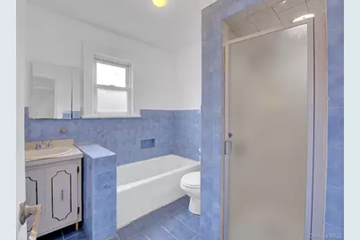 234 Sycamore Street, West Hempstead, NY 11552 - Photo 12