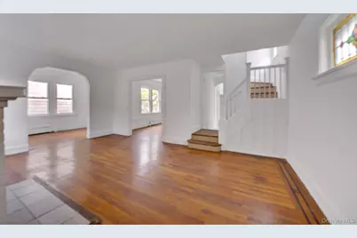 234 Sycamore Street, West Hempstead, NY 11552 - Photo 2