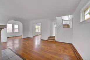 234 Sycamore St, West Hempstead, NY 11552 - Photo 2