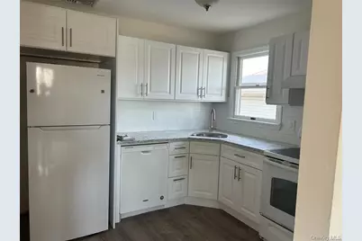 3559 Bayview St, Seaford, NY 11783 - Photo 2
