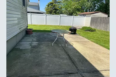 3559 Bayview St, Seaford, NY 11783 - Photo 6
