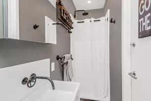 224 E 14th St, New York, NY 10003 - Photo 8