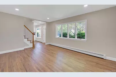 11 Parkwood Road, Westbury, NY 11590 - Photo 4