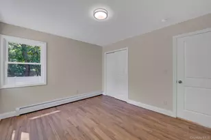 11 Parkwood Rd, Westbury, NY 11590 - Photo 10