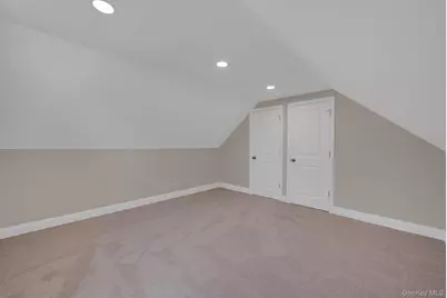 11 Parkwood Road, Westbury, NY 11590 - Photo 18