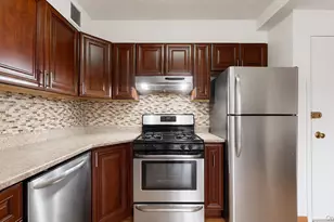 76-01 113th St, Forest Hills, NY 11375 - Photo 4