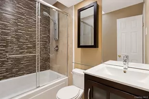 160-44 98th St, Howard Beach, NY 11414 - Photo 12