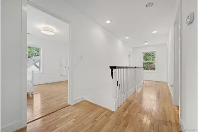 152 Lee Road, Scarsdale, NY 10583 - Photo 18