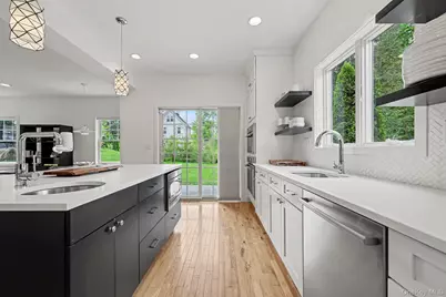 152 Lee Road, Scarsdale, NY 10583 - Photo 10