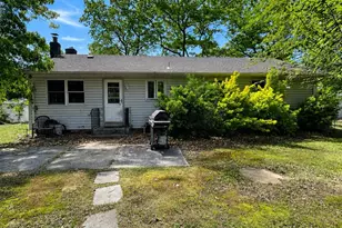 43 Morris Ave, Patchogue, NY 11772 - Photo 20