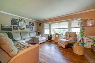 313 Waterside Rd, Northport, NY 11768 - Photo 2