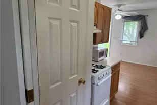 15 Donald St, Port Jefferson Station, NY 11776 - Photo 14
