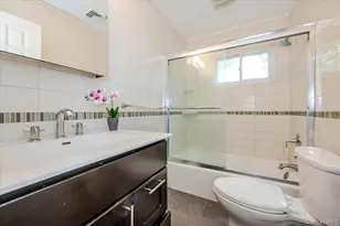 132 Litchfield Ave, Babylon, NY 11702 - Photo 14