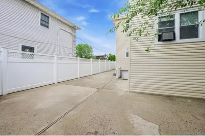 98 Seville Street, Elmont, NY 11003 - Photo 26
