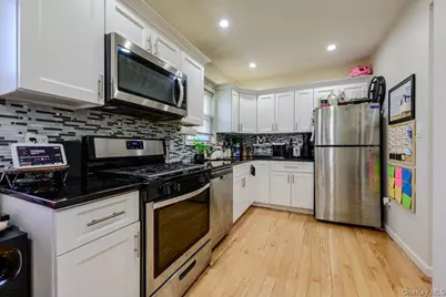 98 Seville Street, Elmont, NY 11003 - Photo 20