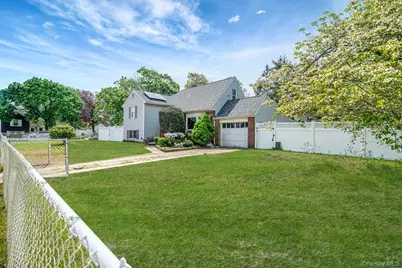 52 Garden Lane, Centereach, NY 11720 - Photo 26